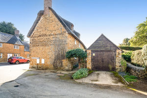 High Street Bodicote